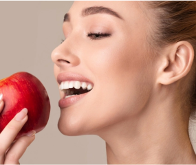 Ăn một quả táo mỗi ngày giúp trẻ lâu, không cần thẩm mỹ